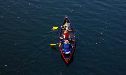 What is the Difference Between a Canoe and Kayak?